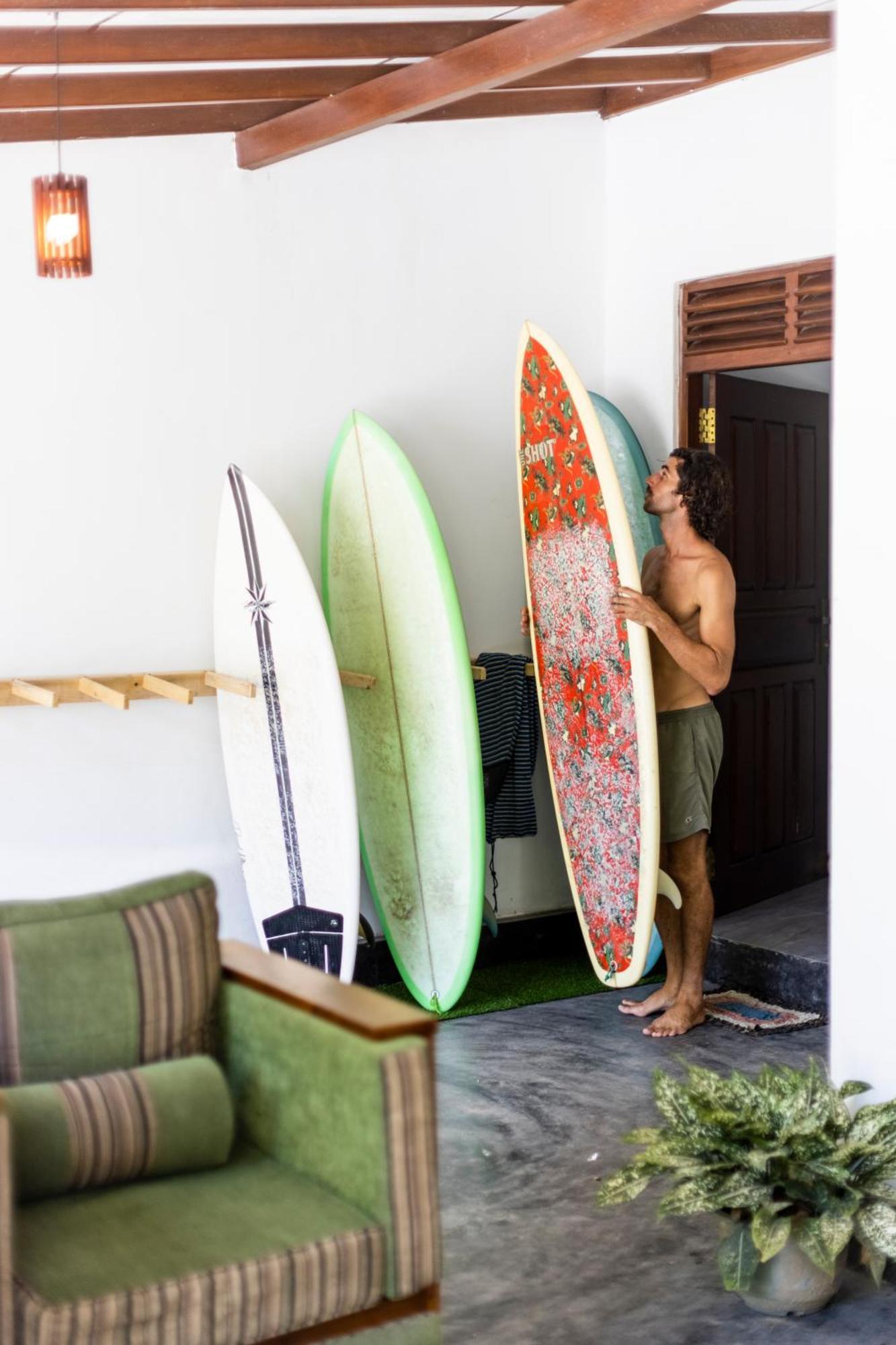 Makai Surf House Otel Ahangama Dış mekan fotoğraf