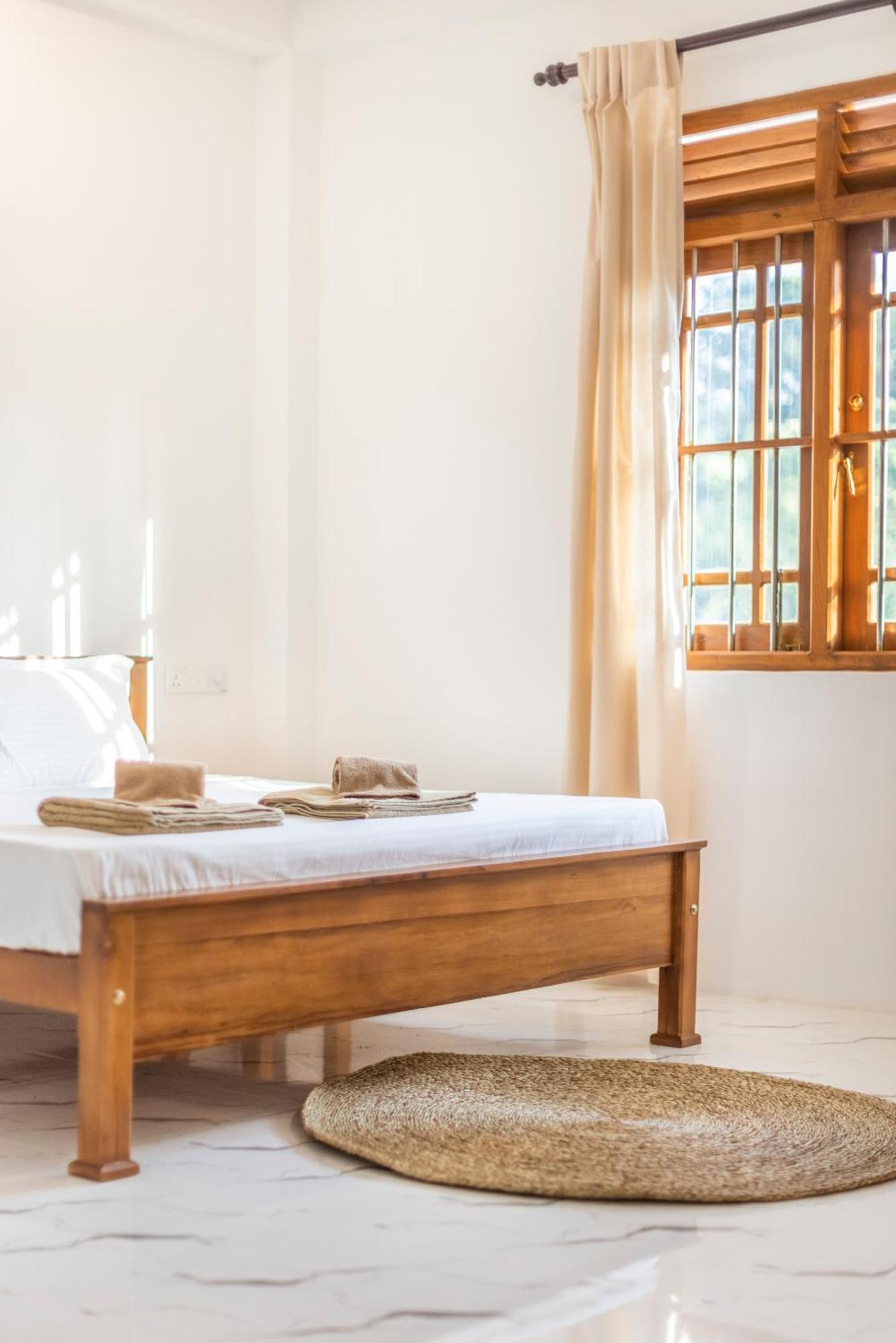 Makai Surf House Otel Ahangama Dış mekan fotoğraf