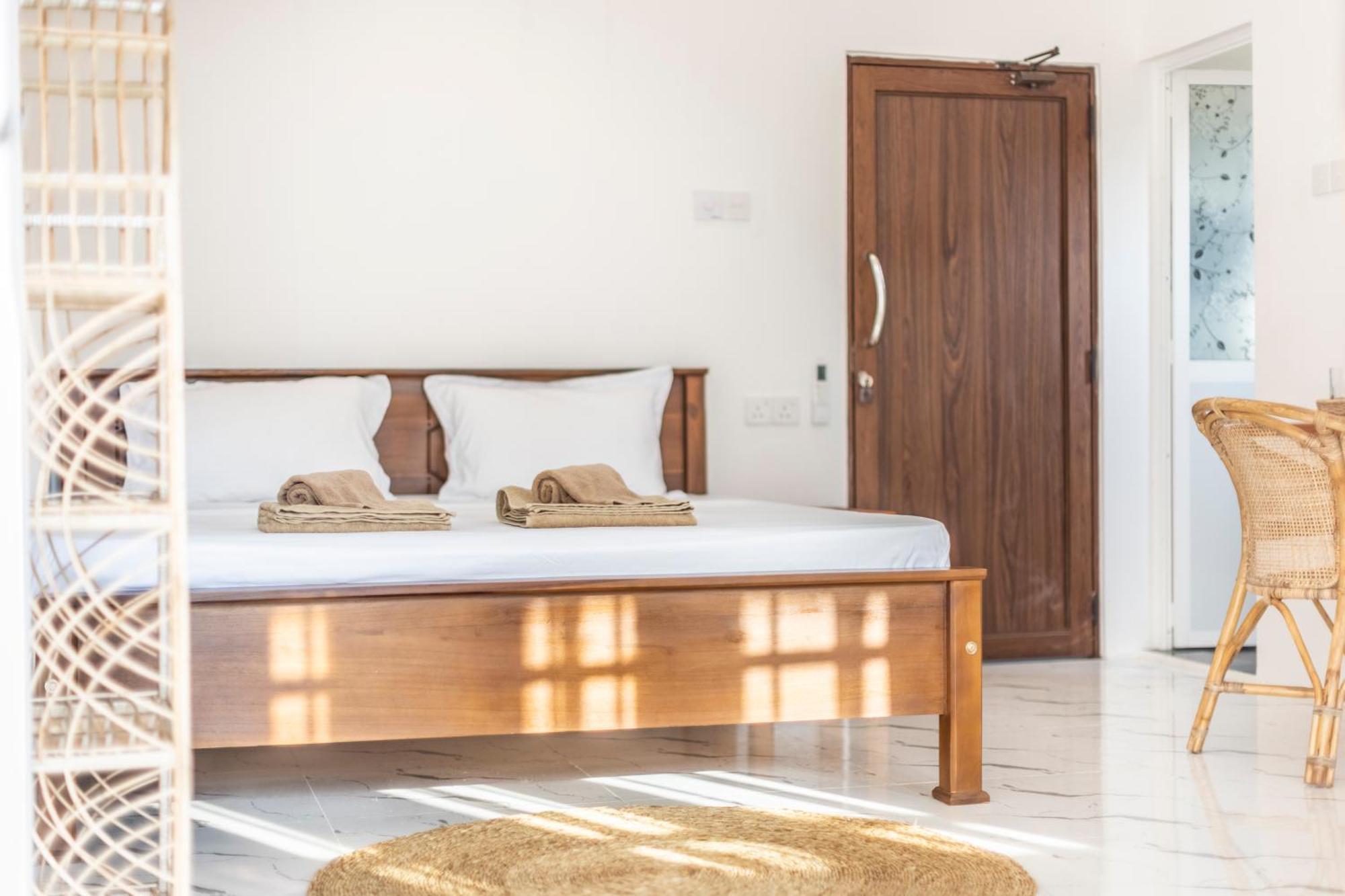 Makai Surf House Otel Ahangama Dış mekan fotoğraf