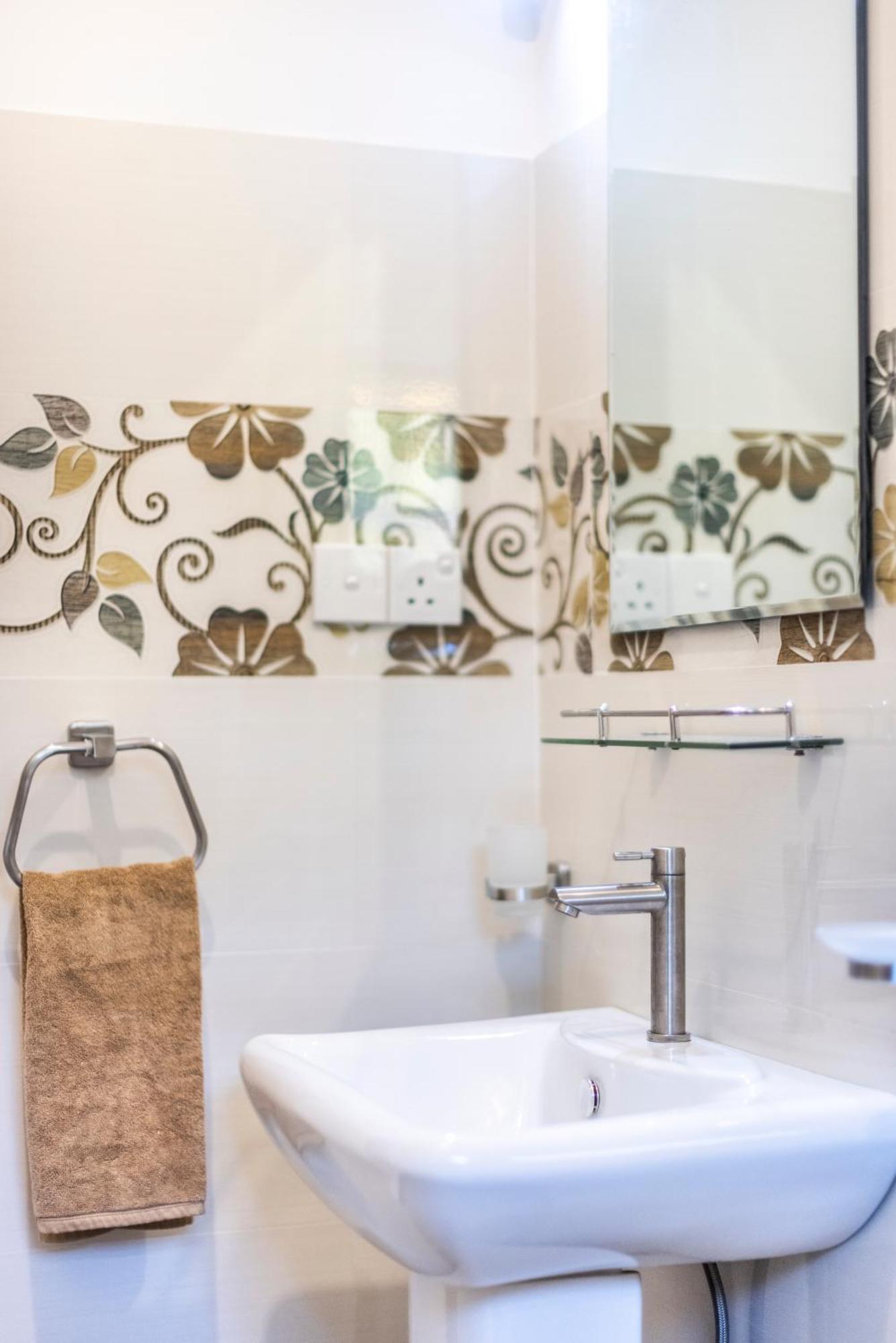 Makai Surf House Otel Ahangama Dış mekan fotoğraf