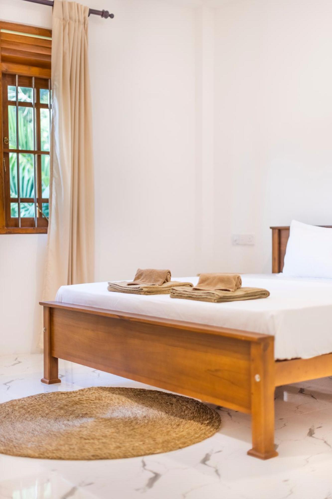Makai Surf House Otel Ahangama Dış mekan fotoğraf