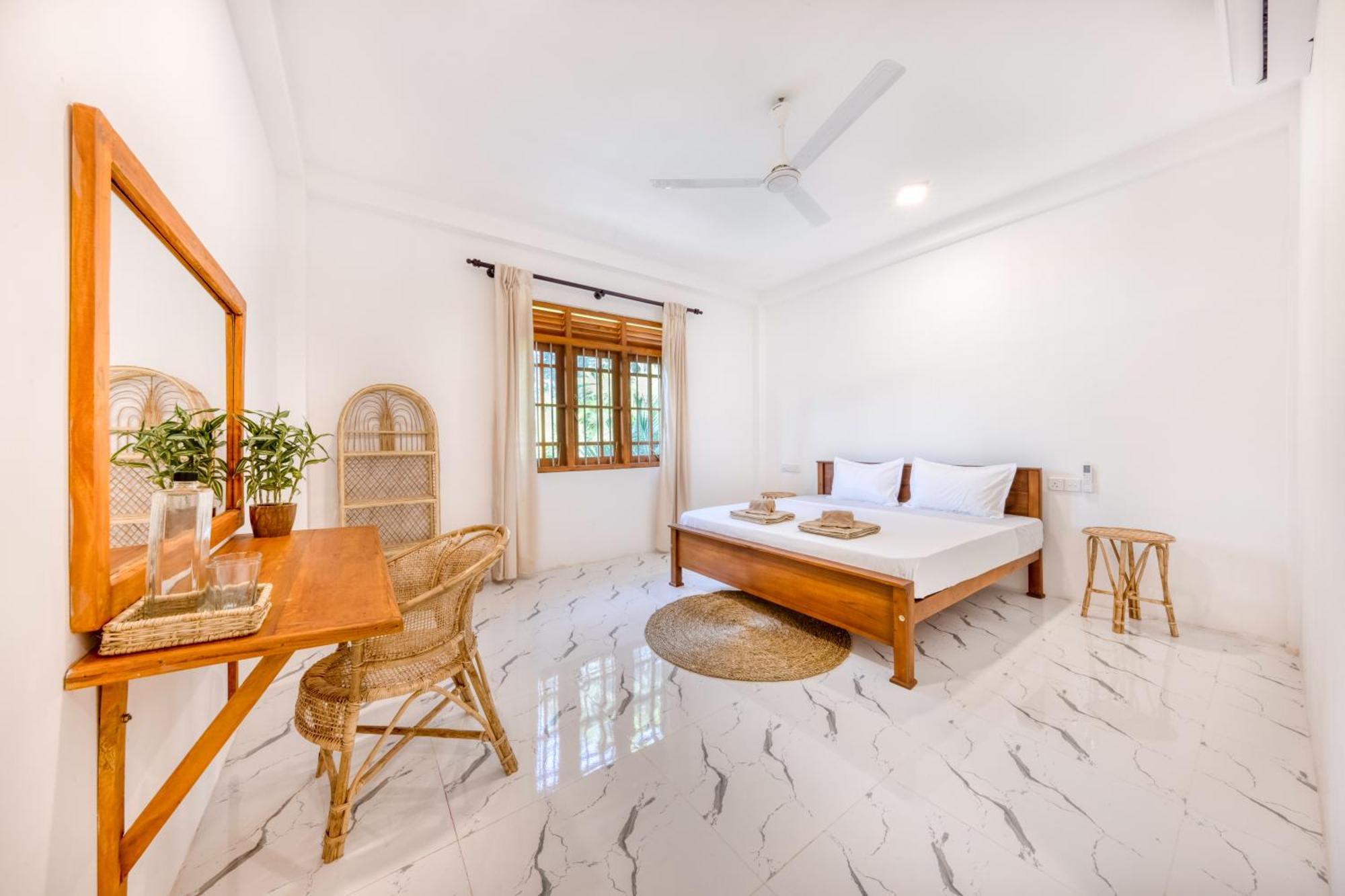 Makai Surf House Otel Ahangama Dış mekan fotoğraf