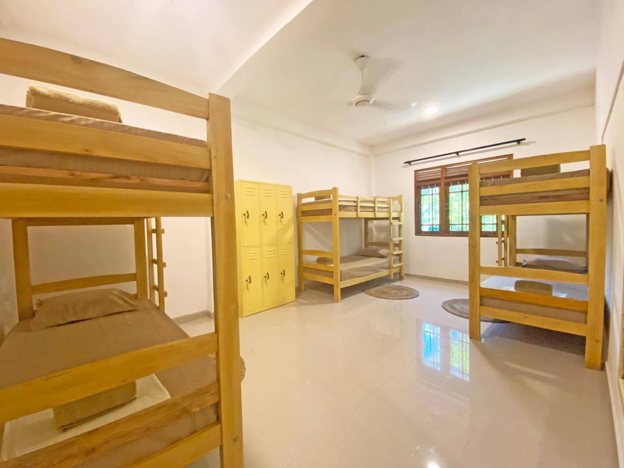 Makai Surf House Otel Ahangama Dış mekan fotoğraf