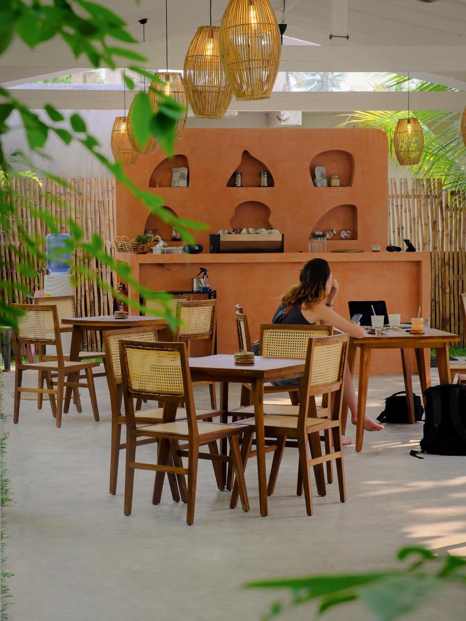 Makai Surf House Otel Ahangama Dış mekan fotoğraf